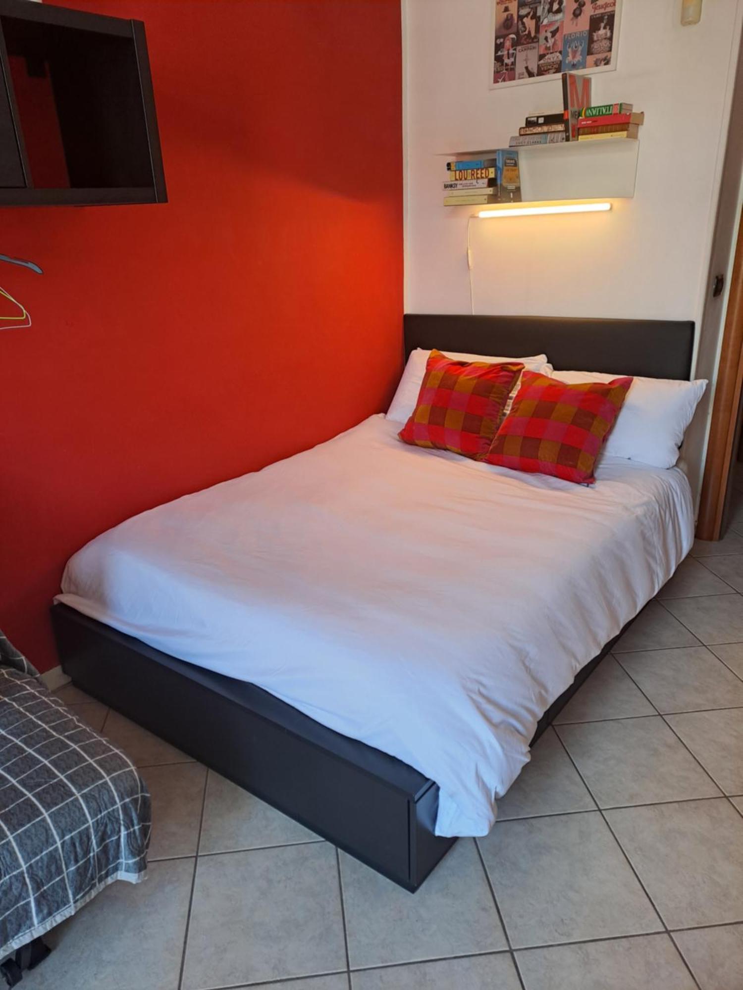 Cozy room close center Turyn Zewnętrze zdjęcie